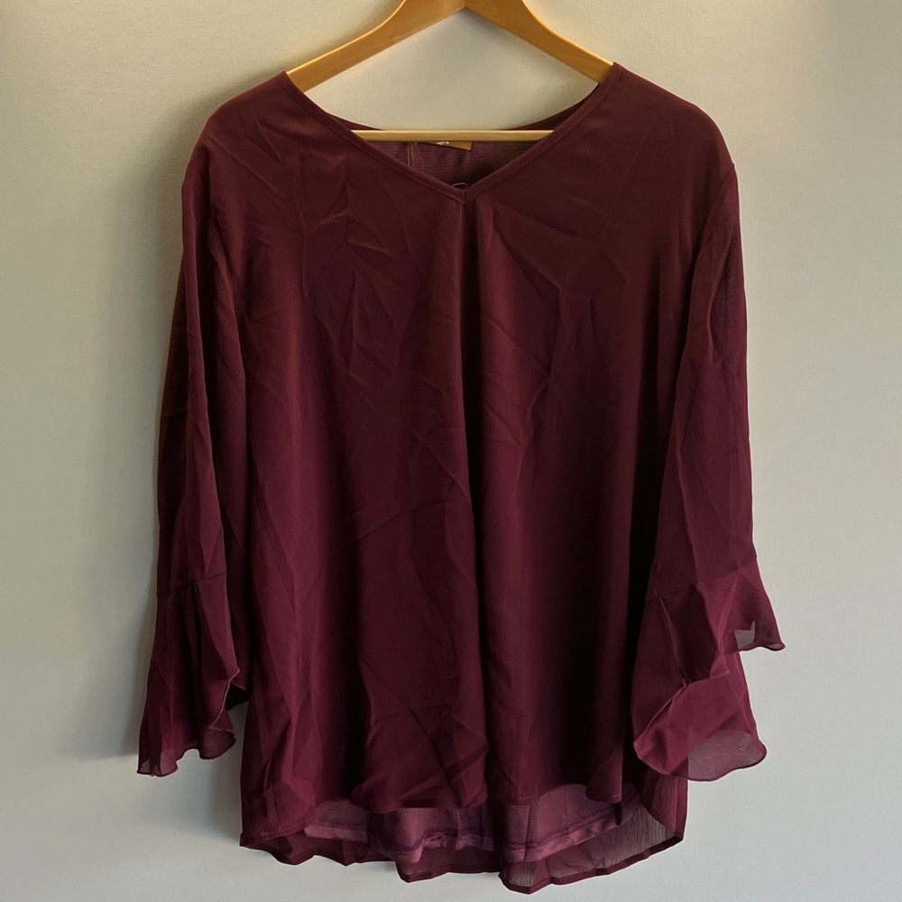 Gaharu Burgundy Women's Blouse
